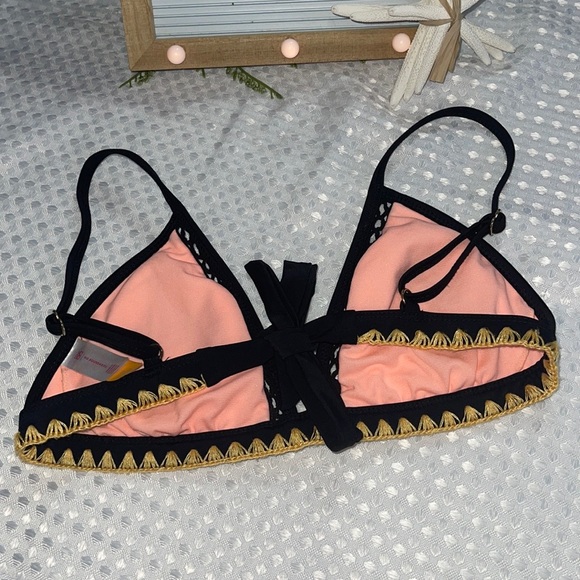 Women’s No Boundaries Bikini Top Size Medium 7-9 Cactus Multicolored. 🌵 - Picture 5 of 5